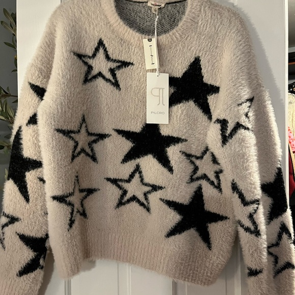 Pilcro Sweaters - Anthropologie Pilcro NWT Beige and Black Star Sweater size M
